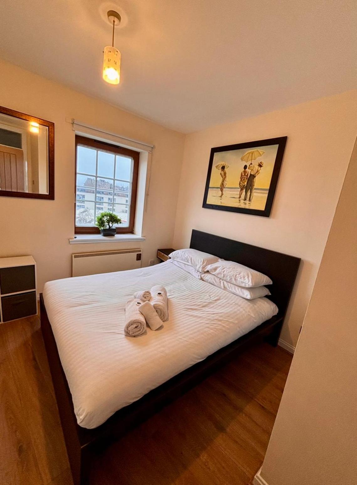 Sunshine On Leith. The River View Apartment! Edimburgo Quarto foto