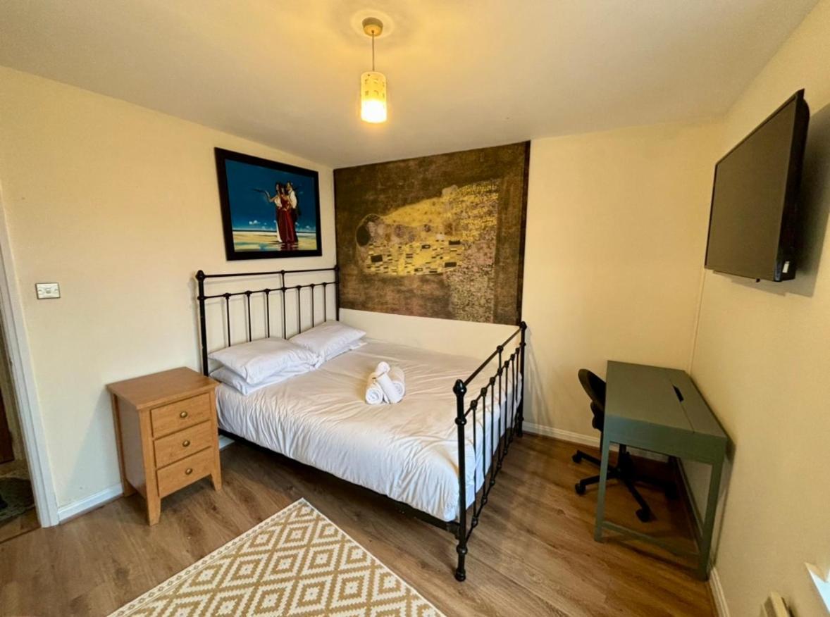 Sunshine On Leith. The River View Apartment! Edimburgo Quarto foto